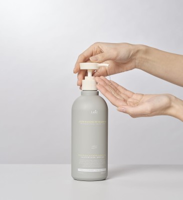 lador-anti-dundruff-shampoo.jpg