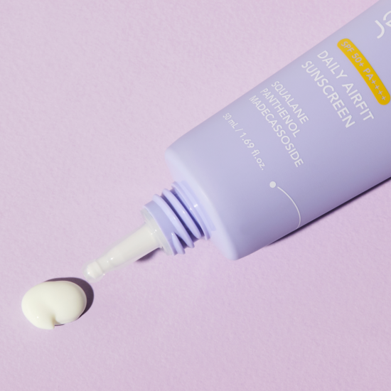 VVbetter Krem przeciwsłoneczny peptydowy Daily Airfit Sunscreen SPF 50 +  (2).png