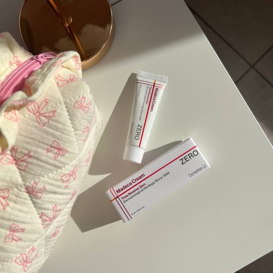 CENTELLIAN24 Madeca Cream Time Reverse Zero Mini – krem nawilżający z ceramidami i centellą.
