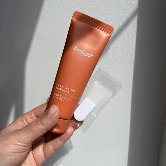 Fraijour Wrap Mask .jpeg