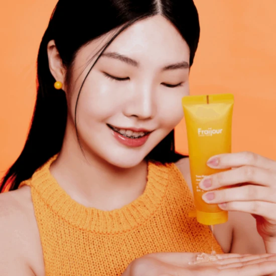 Fraijour Yuzu Honey Anti-Mela Capsule Mask – kapsułkowa maska rozjaśniająca z yuzu i kwasem traneksamowym, 75 ml.jpg