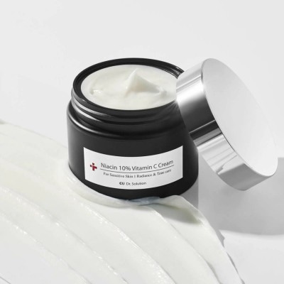 CU Skin Niacin10% Vitamin C Cream 50 ml - krem rozjaśniający z 10% niacynamidem i witaminą C (1).jpg