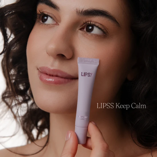 LIPSS KEEP CALM lip gloss – pielęgnujący błyszczyk do ust z ceramidami i peptydami (1).jpg