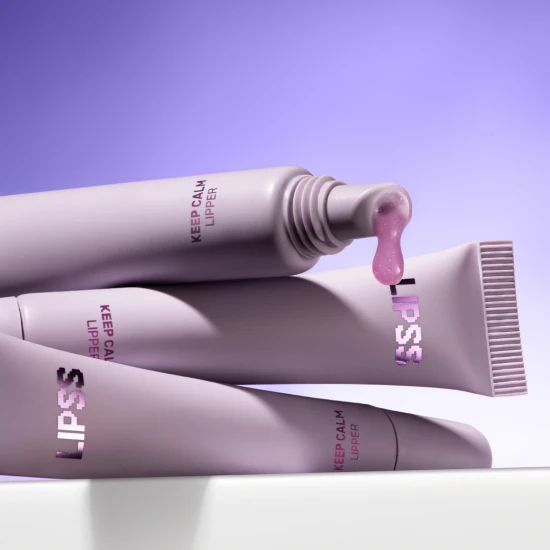 LIPSS KEEP CALM lip gloss – pielęgnujący błyszczyk do ust z ceramidami i peptydami (3).jpg
