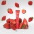 LiPSS Strawberry Lipper SPF 20 – pielęgnujący błyszczyk do ust z ochroną UV (3).jpg